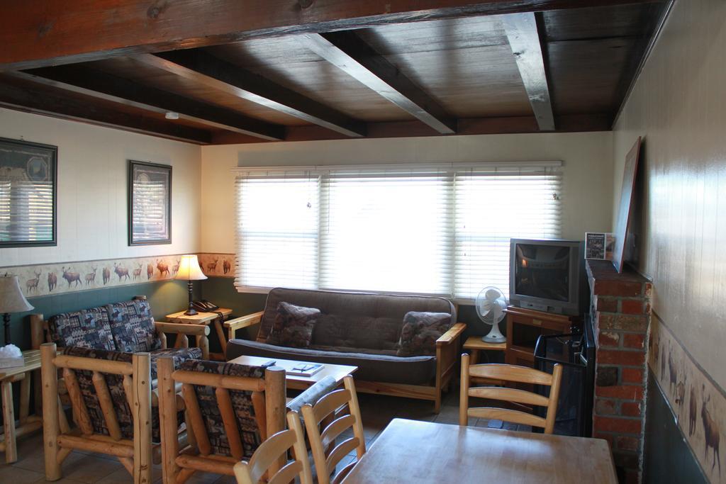Fireside Lodge 大熊湖 外观 照片